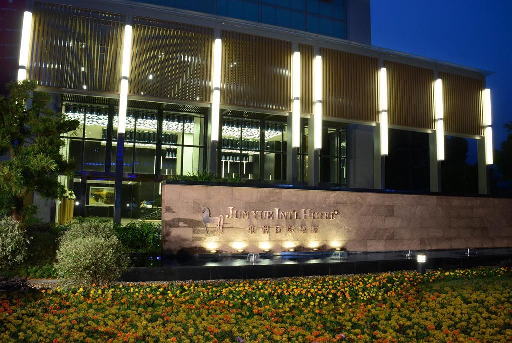 Dongguan Junyue Hotel Quarto foto
